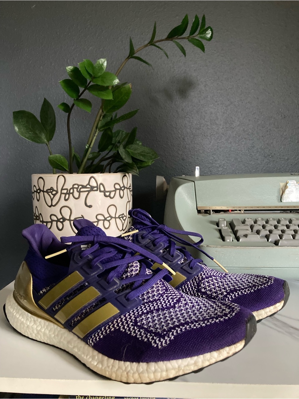 University of Washington shoes
